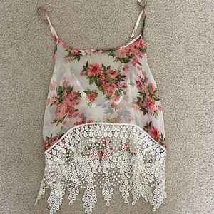 Gorgeous Feminine Chiffon Crochet Crop Top